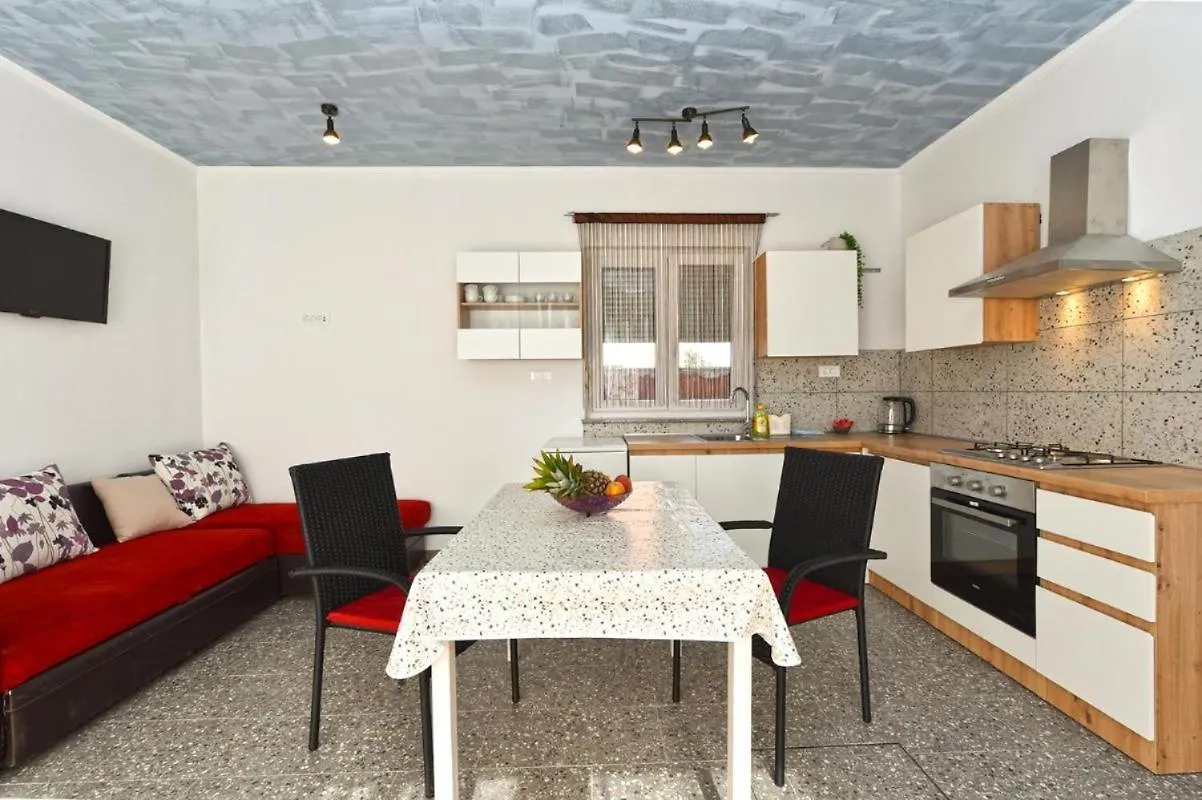 Bright Studio Apartment With Pool View Valbandon Хорватия