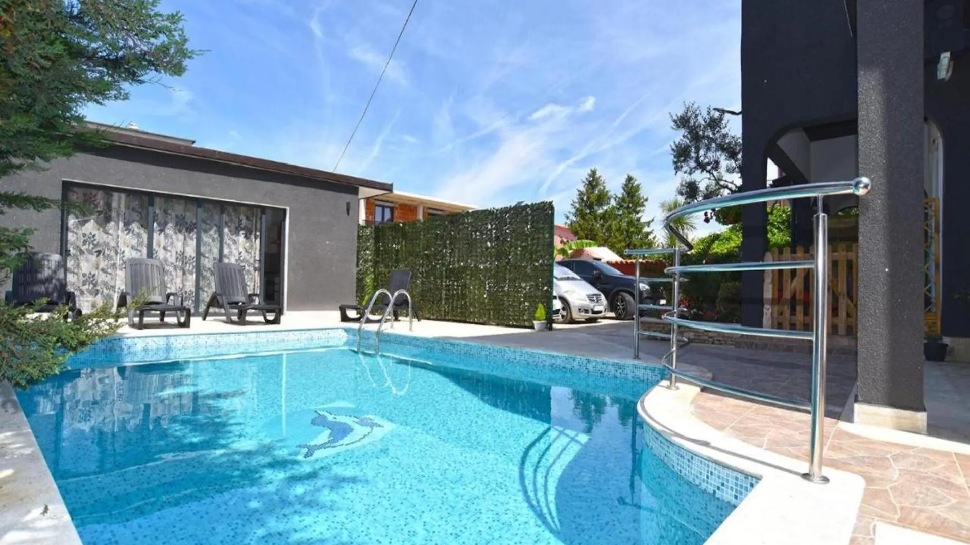 Bright Studio Apartment With Pool View Valbandon